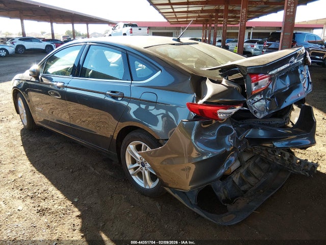 3FA6P0UU7JR279120 Ford Fusion Hybrid S