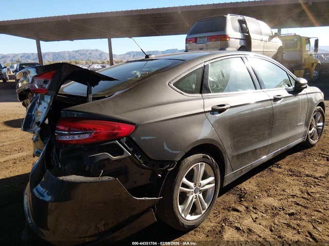 3FA6P0UU7JR279120 Ford Fusion Hybrid S