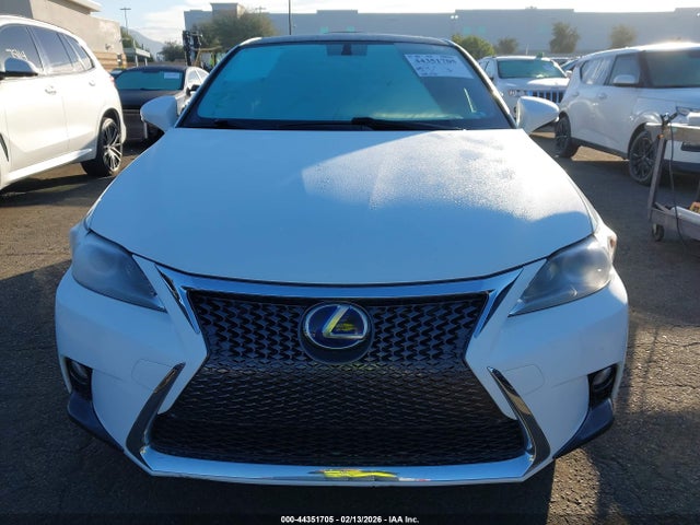 JTHKD5BH7E2196638 Lexus CT 200H