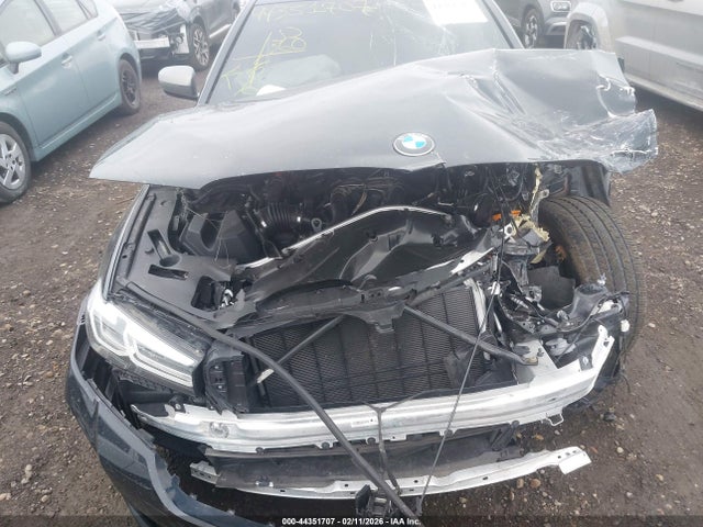 2021 Bmw M550i Xdrive მანქანა იყიდება აუქციონზე, vin: WBA13BK09MCF03910, აუქციონის ნომერი: 44351707