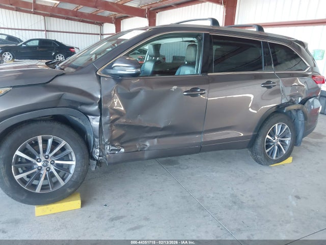 5TDJZRFH6HS510762 Toyota Highlander Xle