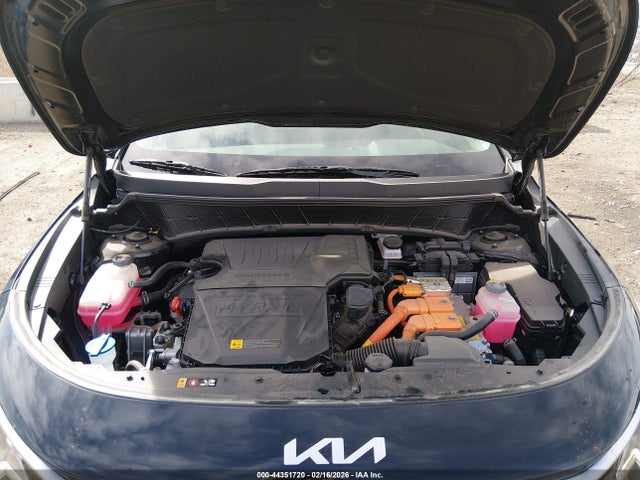 KNDCR3LE8R5154645 KIA NIRO EX