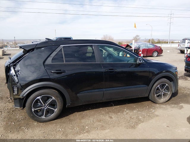 KNDCR3LE8R5154645 KIA NIRO EX