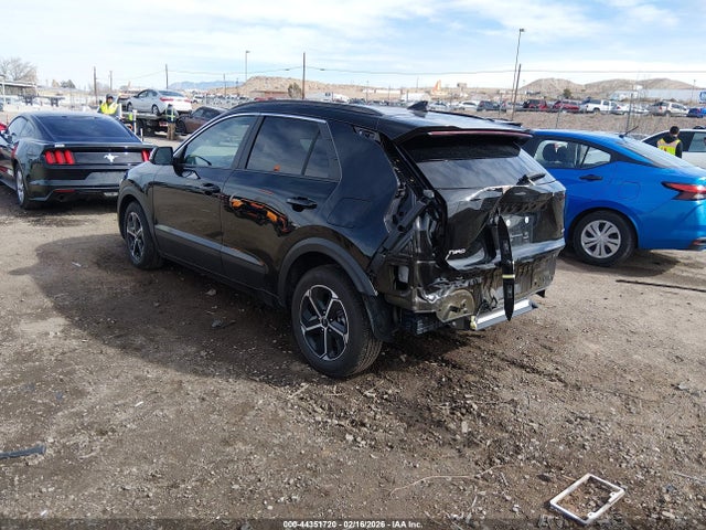 KNDCR3LE8R5154645 KIA NIRO EX