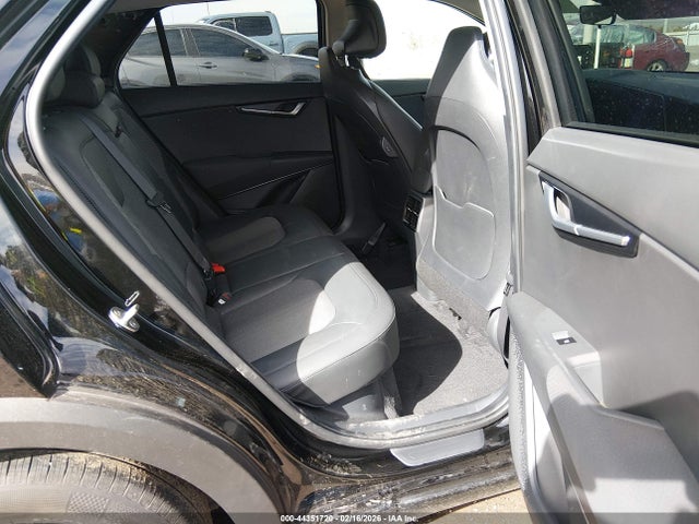 KNDCR3LE8R5154645 KIA NIRO EX