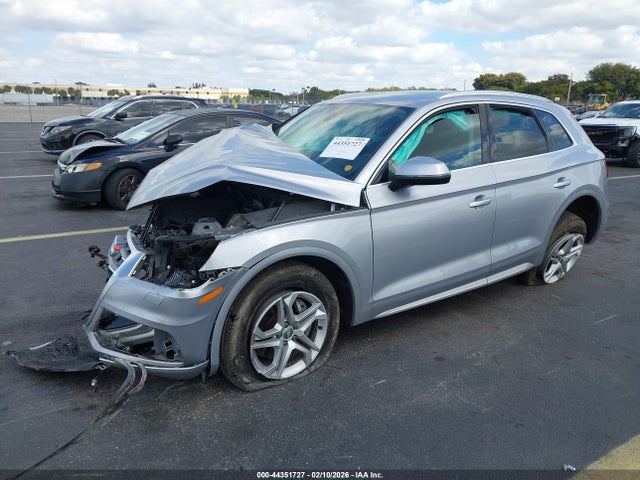 2019 AUDI Q5 WA1ANAFY2K2115385 Photo 1
