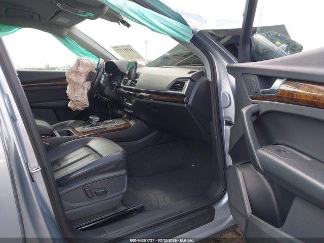 2019 AUDI Q5 WA1ANAFY2K2115385 Photo 4