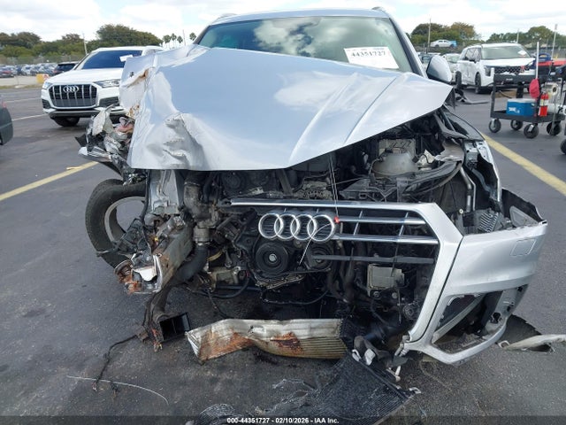 2019 AUDI Q5 WA1ANAFY2K2115385 Photo 5