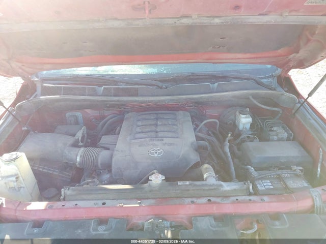 5TFAY5F10KX780201 Toyota Tundra 1794 5.7l V8