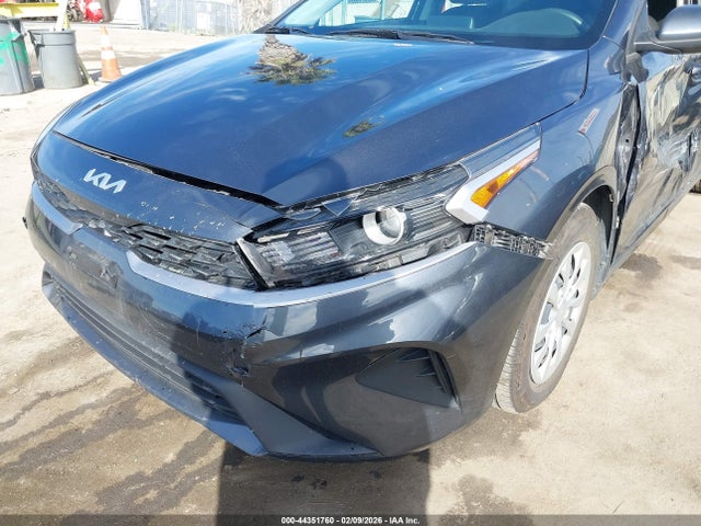 KIA FORTE FE 2022 3KPF24AD3NE483902 Image 17