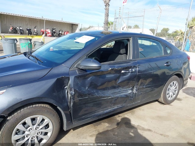 KIA FORTE FE 2022 3KPF24AD3NE483902 Image 6