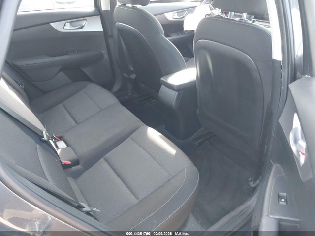 KIA FORTE FE 2022 3KPF24AD3NE483902 Image 8