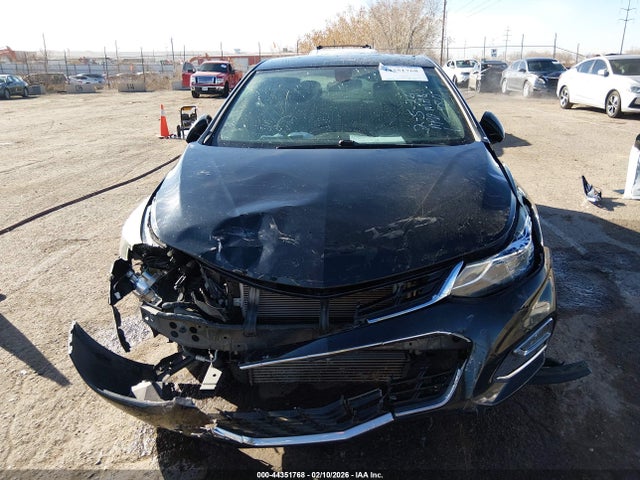 1G1BE5SM1J7201690 Chevrolet Cruze Lt Auto