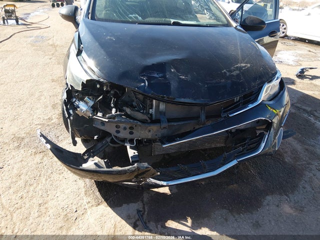 1G1BE5SM1J7201690 Chevrolet Cruze Lt Auto