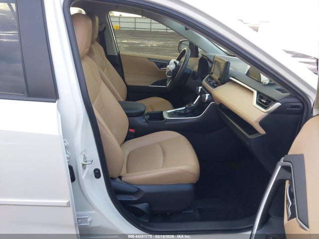 JTMB6RFV0ND532637 Toyota Rav4 Hybrid Xle Premium