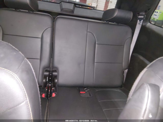 1GNEVKKW6KJ280662 Chevrolet Traverse Premier