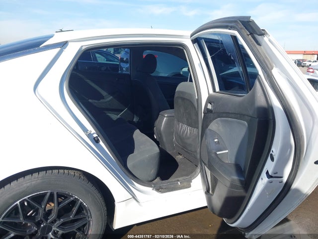 5XXGM4A71FG443271 KIA Optima Lx