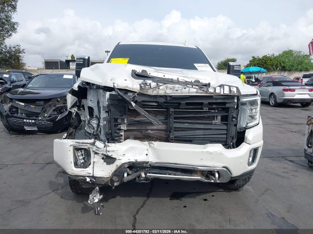 1GT49REY0MF154401 GMC Sierra 2500hd 4wd Standard Bed Denali