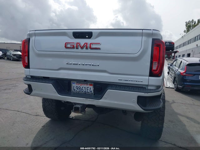 1GT49REY0MF154401 GMC Sierra 2500hd 4wd Standard Bed Denali