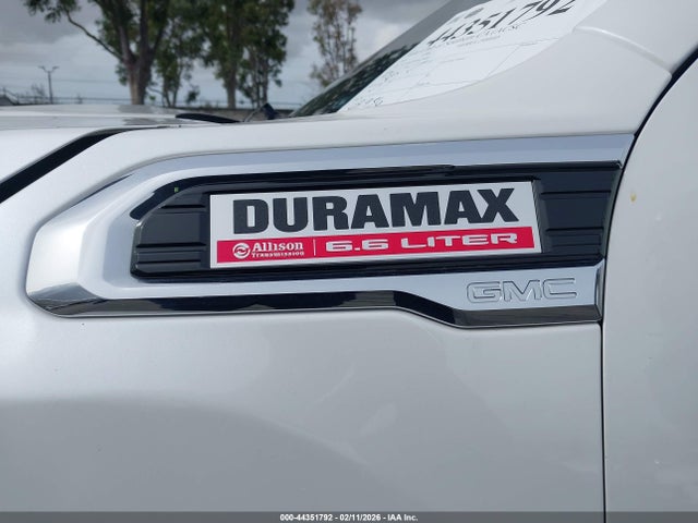 1GT49REY0MF154401 GMC Sierra 2500hd 4wd Standard Bed Denali