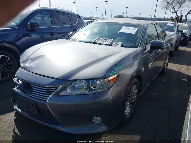 JTHBK1GG3F2184812 Lexus ES 350