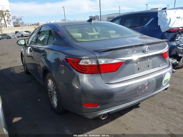 JTHBK1GG3F2184812 Lexus ES 350