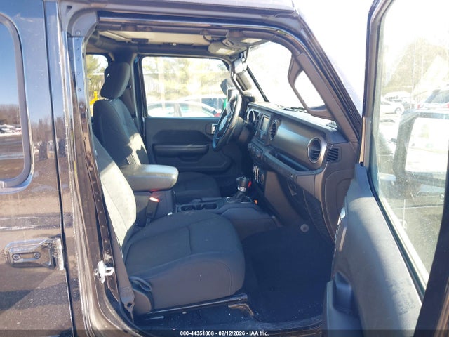 Продаж на аукціоні авто 2018 Jeep Wrangler Unlimited Sport S 4x4, vin: 1C4HJXDN7JW203996, номер лоту: 44351808