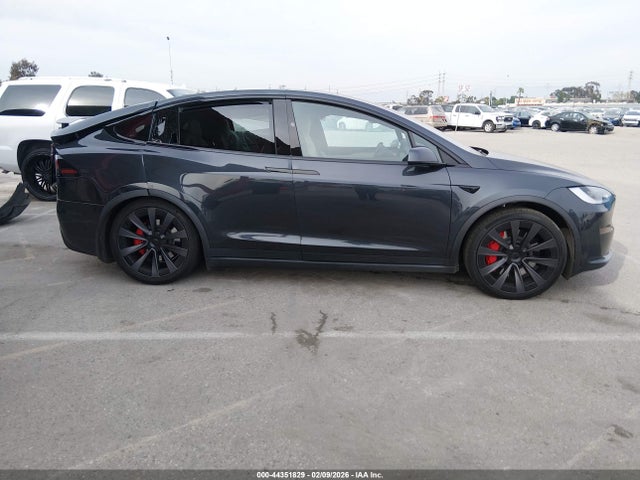7SAXCBE64SF470991 Tesla Model X Plaid