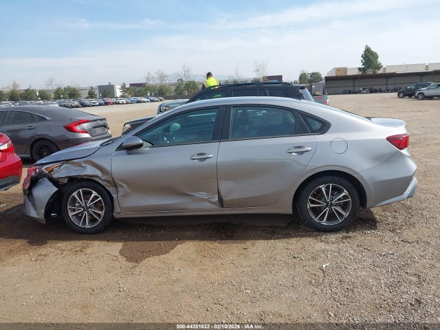 KIA Forte Lxs 2023 3KPF24AD3PE526282 Image 14
