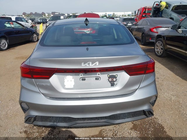 KIA Forte Lxs 2023 3KPF24AD3PE526282 Image 16