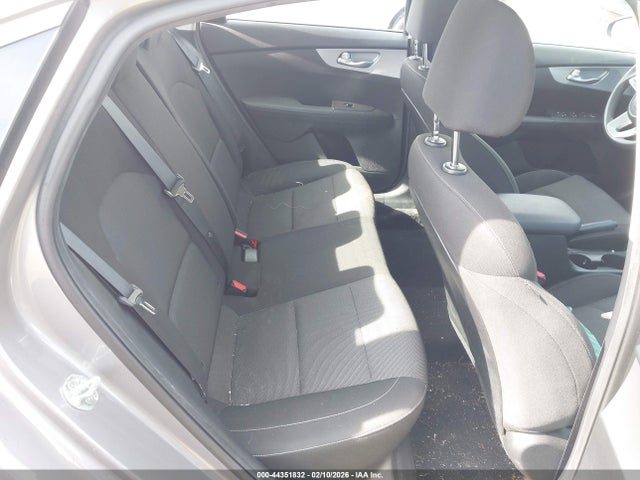 KIA Forte Lxs 2023 3KPF24AD3PE526282 Image 8