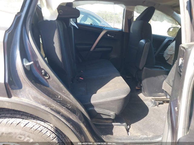 JTMWFREVXGJ072281 Toyota Rav4 Xle