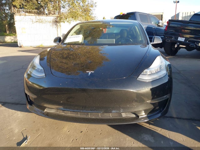 Tesla Model 3 Long Range/mid Range 2018 5YJ3E1EA5JF173442 Image 12