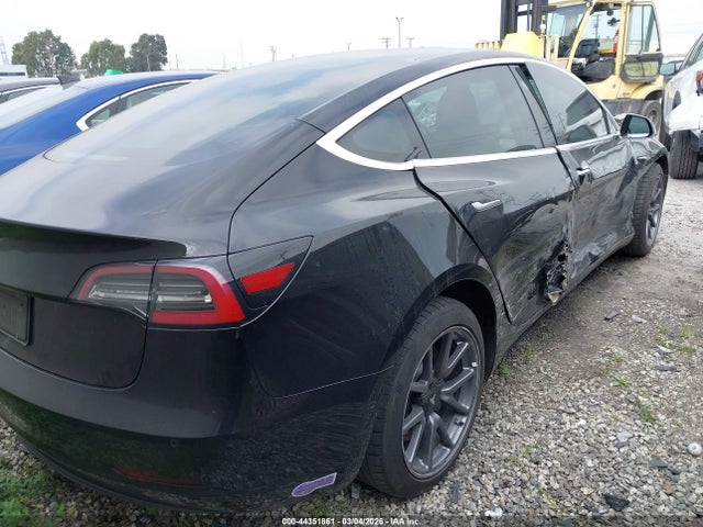 2018 TESLA MODEL 3 5YJ3E1EA5JF173442 Photo 3