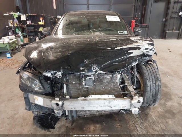 Продажа на аукционе авто 2018 Mercedes-benz E 300 4matic, vin: WDDZF4KB2JA334544, номер лота: 44351865