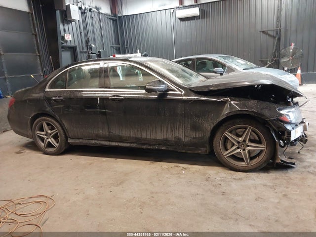 Продажа на аукционе авто 2018 Mercedes-benz E 300 4matic, vin: WDDZF4KB2JA334544, номер лота: 44351865