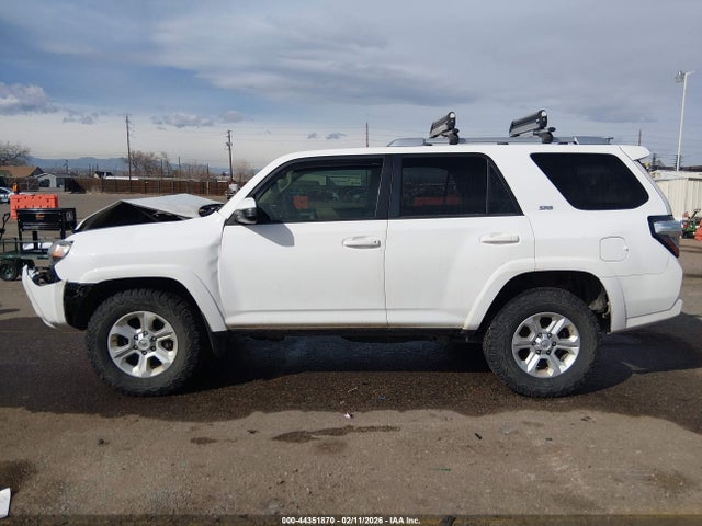 JTEBU5JR3E5195864 Toyota 4RUNNER SR5