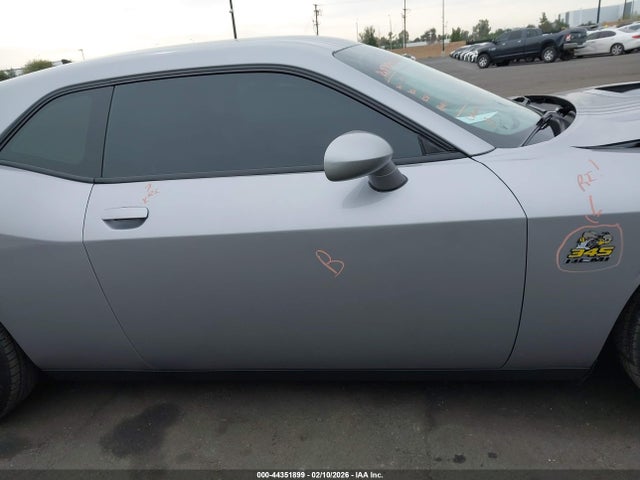 2C3CDZBT5GH254049 Dodge Challenger R/t Plus Shaker