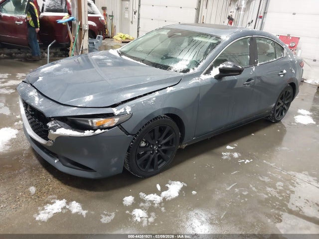 Mazda Mazda3 2.5 S Carbon Edition 2024 3MZBPBCM1RM412918 Image 2