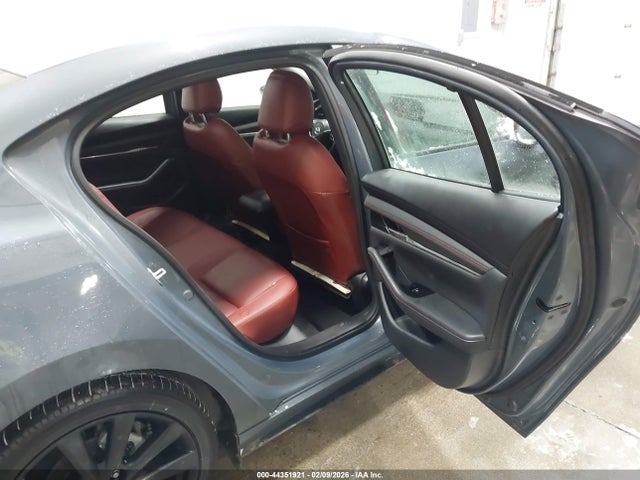 Mazda Mazda3 2.5 S Carbon Edition 2024 3MZBPBCM1RM412918 Image 8