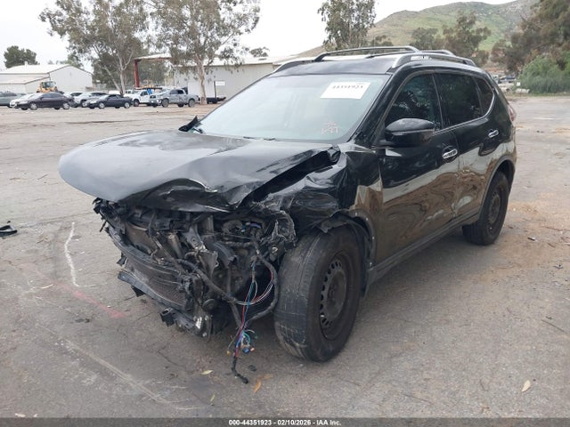 Nissan ROGUE S 2016 KNMAT2MT2GP702365 Image 2