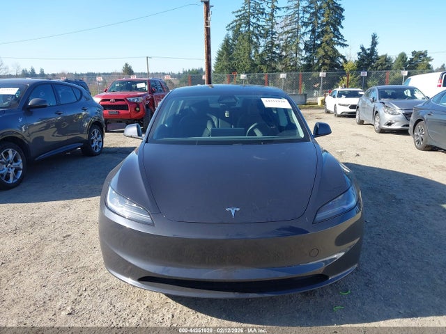 Tesla Model 3 Long Range Dual Motor All-wheel Drive 2024 5YJ3E1EB2RF849754 Image 12