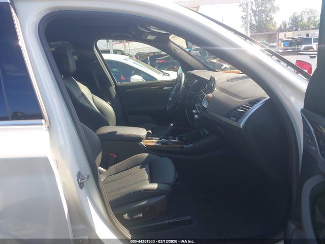 44351933 :رقم المزاد ، 5UXTR7C53KLR51246 vin ، 2019 Bmw X3 Sdrive30i مزاد بيع