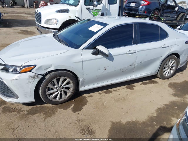 4T1C11AK5PU111769 Toyota CAMRY LE