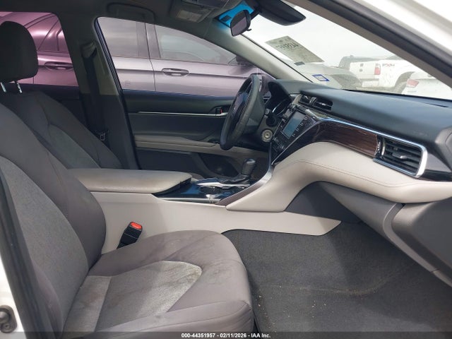 4T1B11HK0JU084800 Toyota CAMRY LE