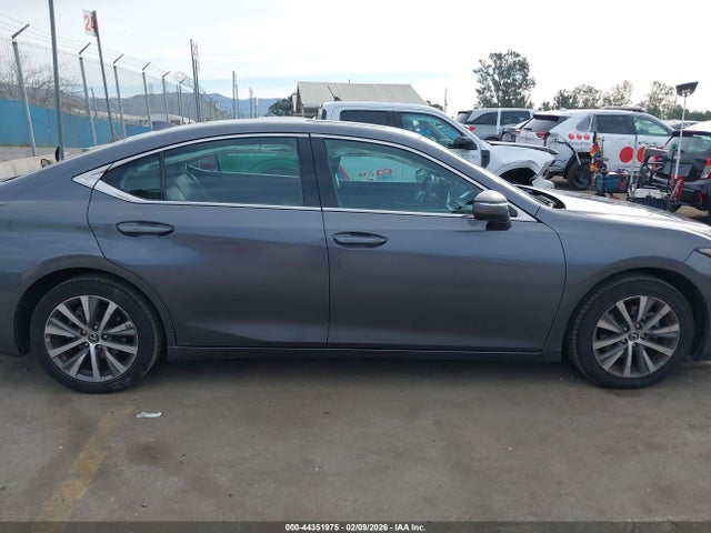 58ABZ1B10KU033946 Lexus ES 350