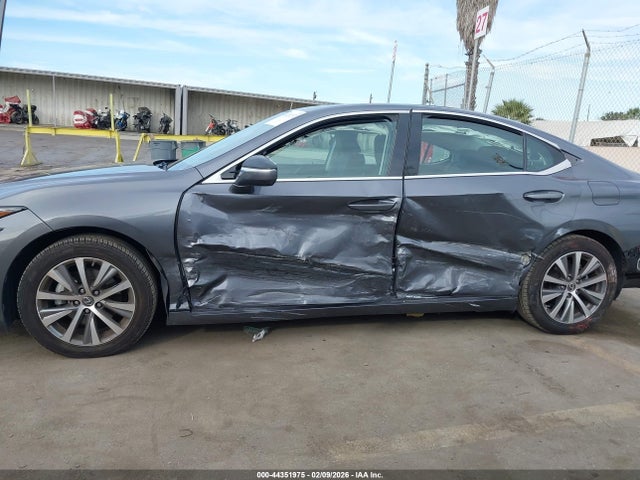 58ABZ1B10KU033946 Lexus ES 350