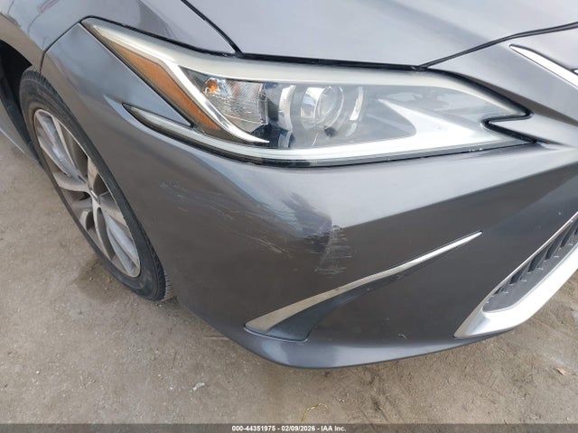 58ABZ1B10KU033946 Lexus ES 350