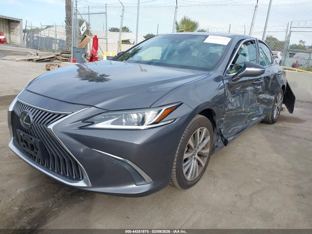 58ABZ1B10KU033946 Lexus ES 350