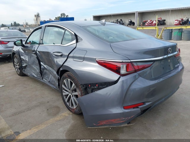 58ABZ1B10KU033946 Lexus ES 350